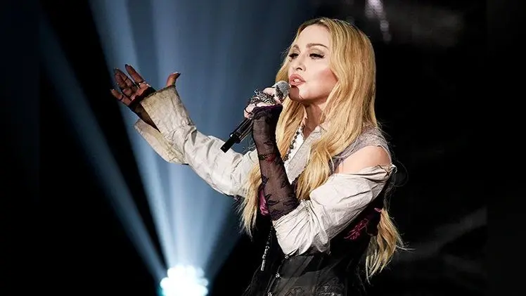 पॉप सिंगर Madonna के कोरोना टेस्ट में ऐसा क्या निकला कि वो अब कार से लॉन्ग ड्राइव पे निकलेंगी