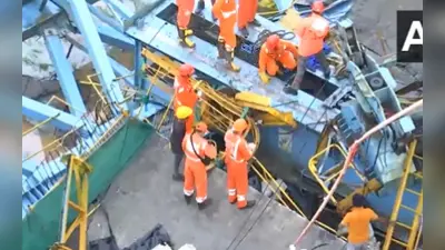 महाराष्ट्र के ठाणे में बड़ा हादसा, पुल निर्माण के वक्त गर्डर लॉन्चिंग मशीन गिरने से 16 की मौत