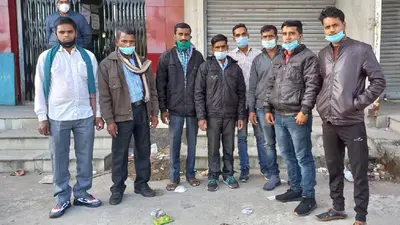 अफ्रीकी देश माली में फंसे झारखंड के 6 मजदूरों की हुई वतन वापसी, सुनायी ये पीड़ा, छलका पलायन का दर्द