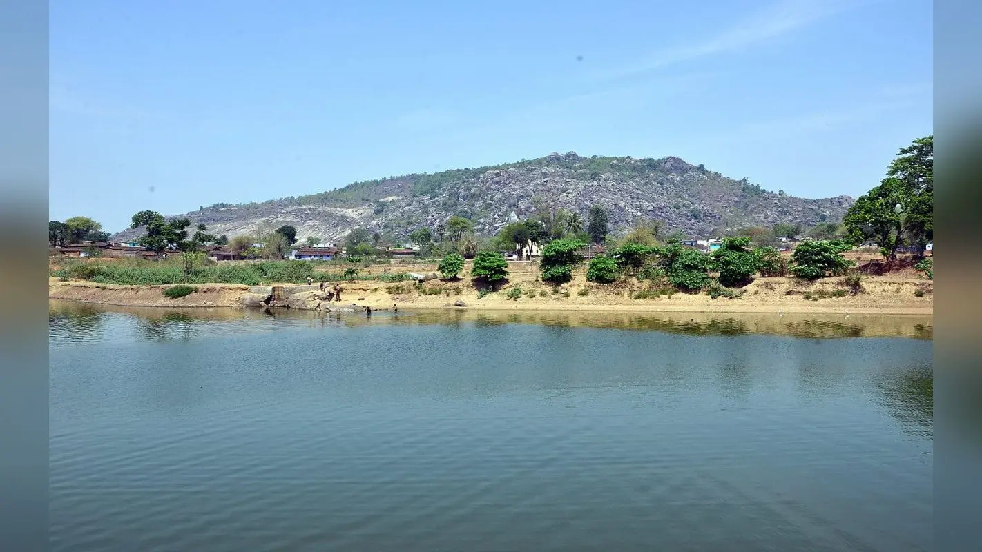 Jharkhand Tourism: नये साल में आइये गुमला, सुग्रीव गुफा समेत घूमने-फिरने की सुंदर जगह है पंपापुर