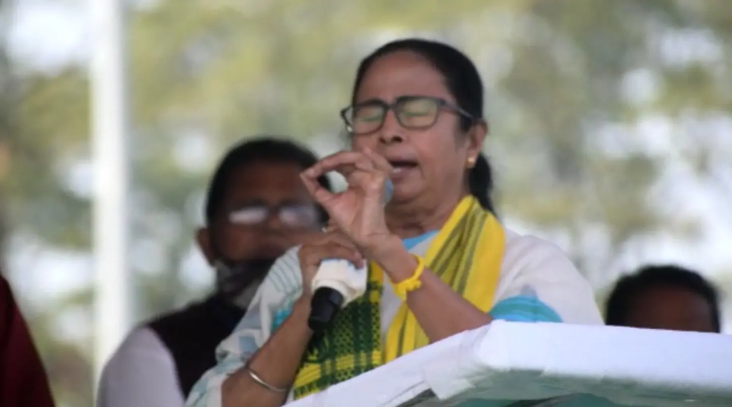 Bengal Chunav 2021: बंगाल कांग्रेस बन गयी है बीजेपी की दलाल, पुरुलिया की रैली में सीएम ममता बनर्जी का आरोप