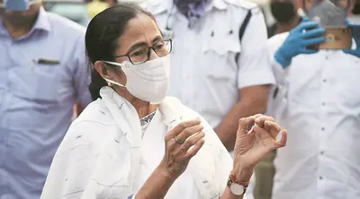 बाहर से आने वालों की RTPCR जांच जरूरी, ममता बनर्जी बोलीं- BJP की केंद्रीय टीम फैला रही तनाव