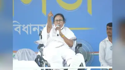 Bengal Chunav 2021: ‘हमारे चार भाईयों की दिल्ली पुलिस हत्यारी, अमित शाह दें इस्तीफा’, कूचबिहार की फायरिंग पर Mamata Banerjee की मांग