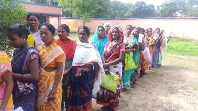 Mandar By-Election: मांडर विधानसभा उपचुनाव के लिए कड़ी सुरक्षा में वोटिंग, आधी आबादी में गजब का उत्साह