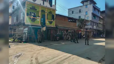 Manipur Violence: मणिपुर में सेना ने 25 बदमाशों को दबोचा, हथियार और गोला-बारूद बरामद