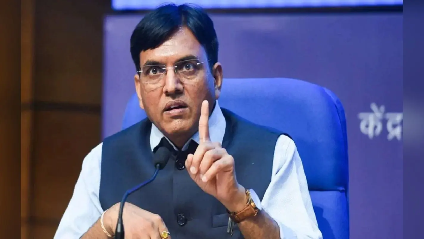 गुजरात चुनाव 2022: सबसे कम उम्र के विधायक से केंद्रीय मंत्री तक, देखें मनसुख मांडविया का राजनीतिक सफर