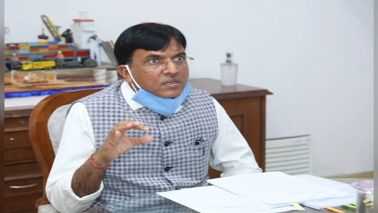 Omicron: डेल्टा से तीन गुना अधिक संक्रामक है ओमिक्राॅन, पर वैक्सीन बेअसर अभी यह कहना सही नहीं…