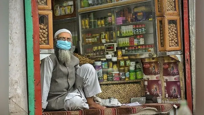 बिना मास्क के कारोबार करने वाले दुकानदारों की दुकानें होंगी सील, आदेश जारी…