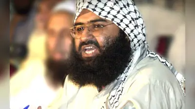दाऊद इब्राहिम के बाद मसूद अजहर के मरने की खबर, सोशल मीडिया पर खूब कर रहा ट्रेंड