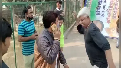 पूर्व कांग्रेस विधायक आसिफ मोहम्मद खान गिरफ्तार, एमसीडी कर्मचारियों से मारपीट का आरोप