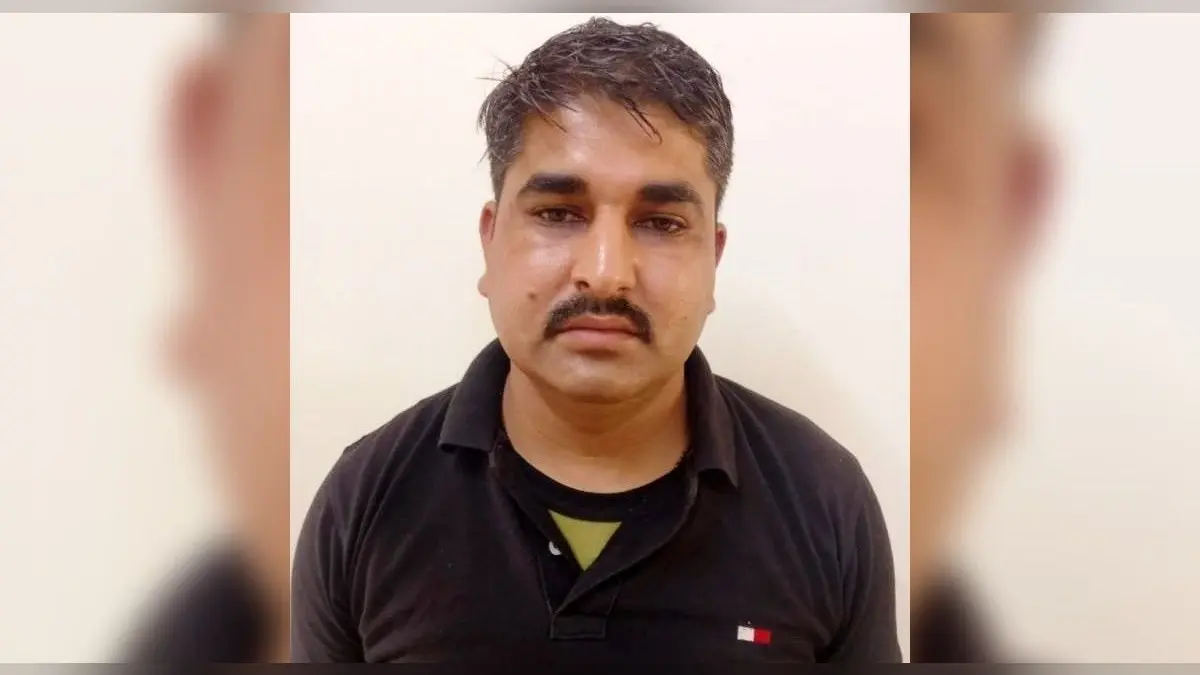 पाक के लिए जासूसी कर रहा था BSF का जवान, गुजरात ATS ने पकड़ा, WhatsApp से भेजता था सूचनाएं