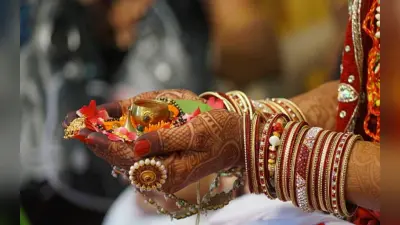 Mehndi Designs: महाशिवरात्रि पर पाना हो भोले बाबा का आशीर्वाद, तो लगाएं ये बेहतरीन मेहंदी डिजाइन