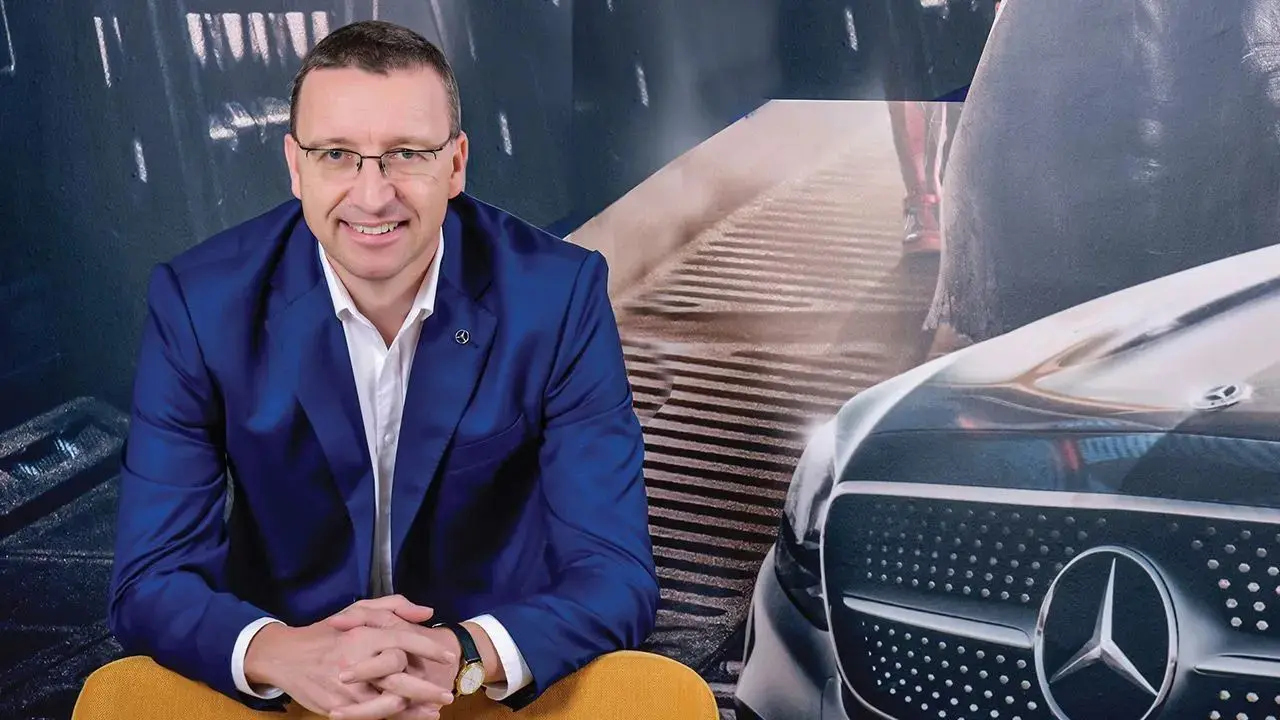 Mercedes CEO ने बतायी देश में सड़क सुरक्षा नियमों के सख्त अनुपालन की जरूरत, वजह जानते हैं आप?