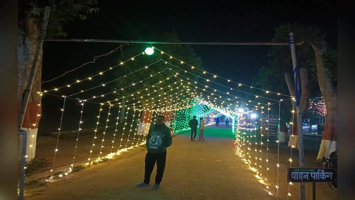 Merry Christmas 2022: झारखंड में प्रभु यीशु के जन्मोत्सव का उल्लास, मिस्सा पूजा में उमड़े मसीही विश्वासी