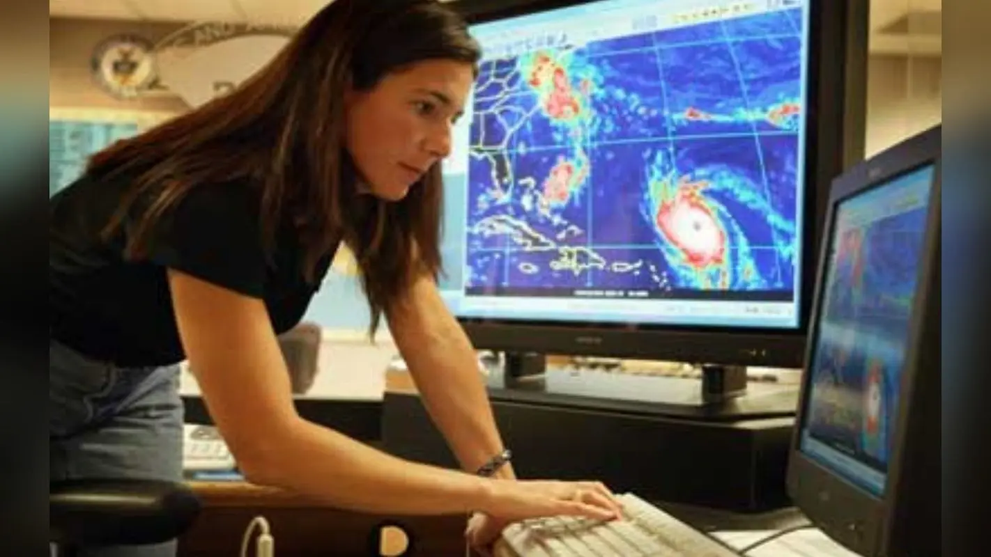 World Meteorological Day: आप भी बन सकते हैं मौसम वैज्ञानिक, ऐसे करें तैयारी