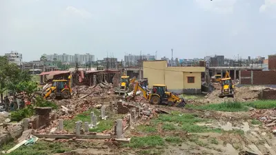 ऑपरेशन बुलडोजर: राजीव नगर में घर बना रहे 14 लोग गिरफ्तार, 6 गृह निर्माण समितियों पर दर्ज होगी FIR