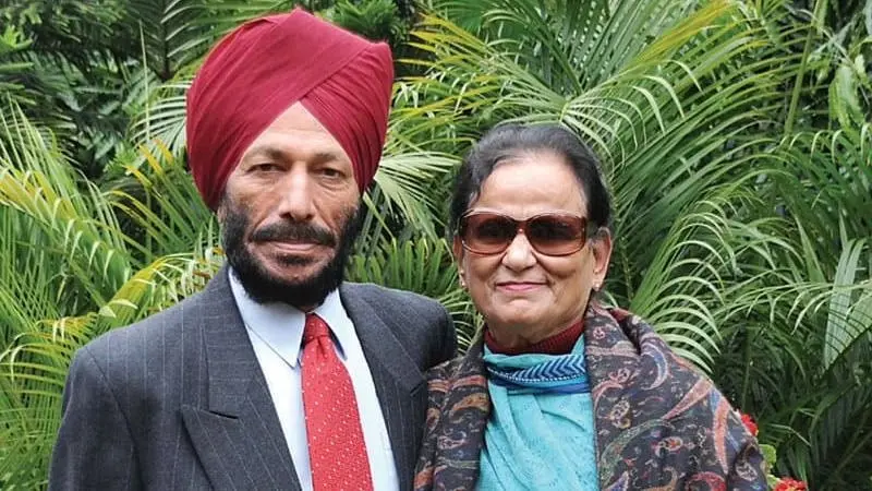 अंतिम सफर पर मिल्खा सिंह की गोद में दिखी पत्नी निर्मल की तस्वीर, मौत भी नहीं कर पायी दोनों को अलग, दृश्य देख भावुक हुए सहवाग