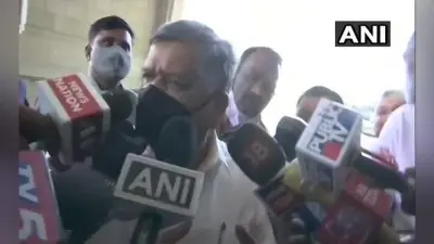 कर्नाटक में यौन उत्पीड़न मामले पर मचे सियासी बवाल के बीच मंत्री जगदीश शेट्टार बोले, किसी ने कोई बयान या शिकायत नहीं की, हमें निर्णय करना होगा