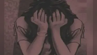 बेगूसराय में 10 वर्षीय बच्ची के साथ दरिंदगी कर शव को जमीन में गाड़ा, ग्रामीणों ने आरोपी के घर में लगायी आग