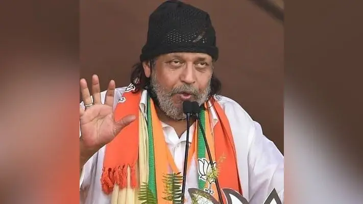 Bengal Chunav 2021: बेहला में मिथुन की रैली को नहीं मिली इजाजत तो थाना के सामने पहुंचे बीजेपी समर्थक, किया हंगामा