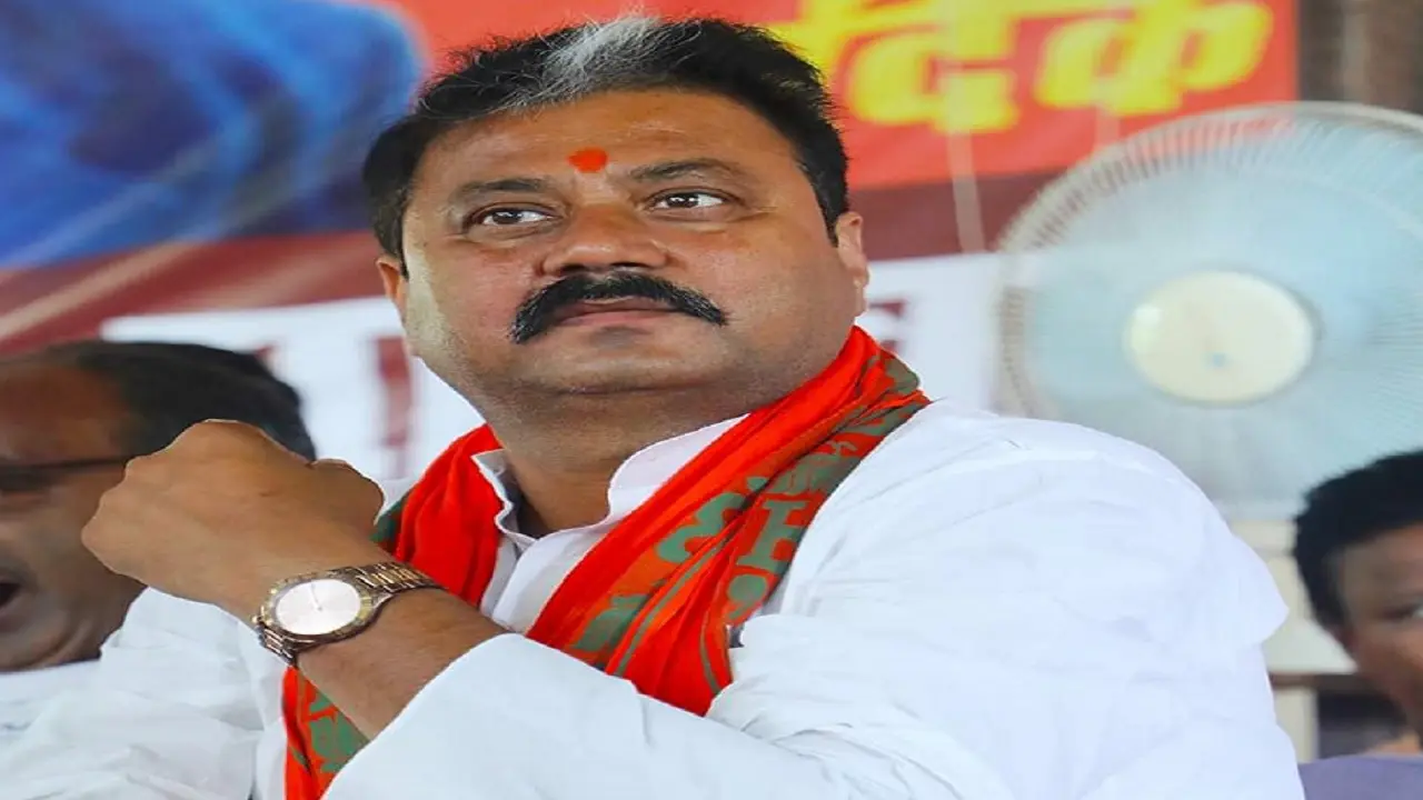 बिहार: ‘हार्ट अटैक हो जाएगा सर..’ CO ने कहा- भाजपा विधायक राजू सिंह ने पीटा, MLA पर केस दर्ज