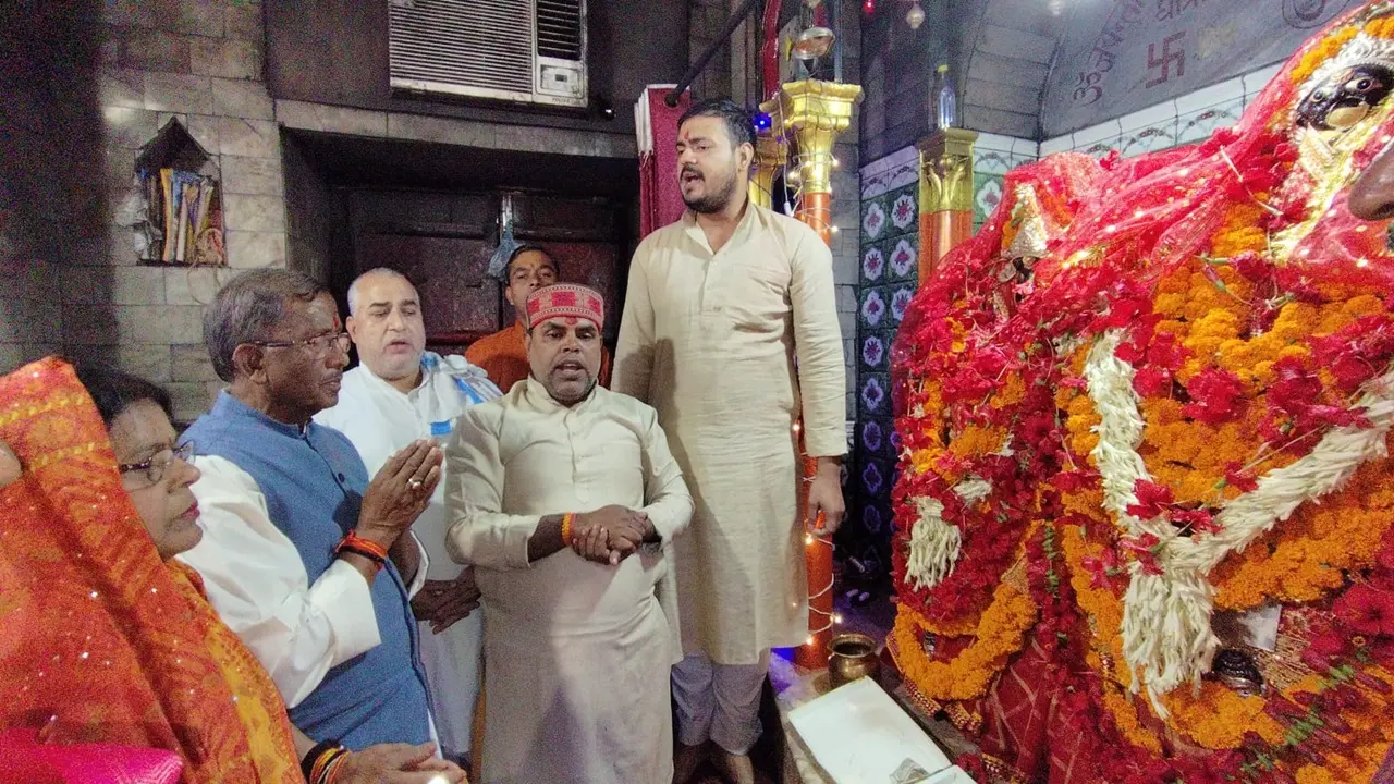 बिहार: सिक्किम के राज्यपाल पहुंचे आरा, मां आरण्य देवी मंदिर में टेका मत्था, जानें मंदिर की खासियत