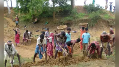 MNREGA: बिहार और झारखंड ने बढ़ायी मजदूरी, यूपी वालों से ज्यादा फायदे में रहे
