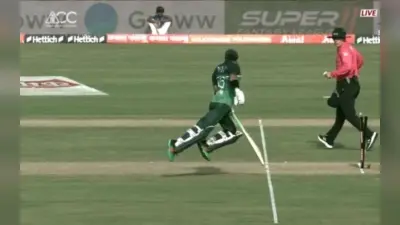 PAK vs NEP: अजीबोगरीब तरीके से रन आउट हुए मोहम्मद रिजवान, सोशल मीडिया पर फैंस ने उड़ाया मजाक, देखें VIDEO
