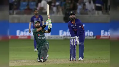 IND Vs PAK: मैच विनर खिलाड़ी को जाना पड़ा हॉस्पिटल, पाक टीम की बढ़ सकती है मुश्किल