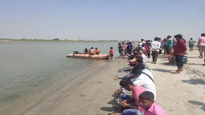 Sambhal News: महिला ने नदी में डूब रहे 9 लोगों की जान बचाने के लिए उतार दी साड़ी और फिर…
