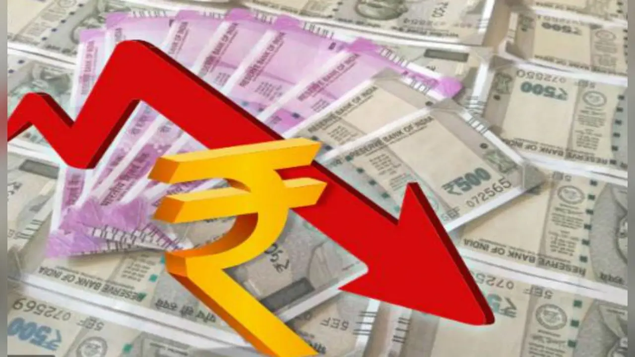 बाजार में गिरावट, धैर्य से करते रहें निवेश