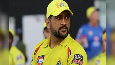 ‘एमएस धोनी जैसा कोई दूसरा नहीं’, वेंकटेश अय्यर ने सुनाई माही के चालाक दिमाग की कहानी