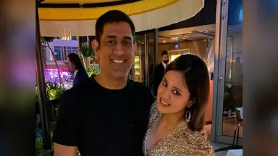 धौनी के परिवार में शामिल हुआ नया मेहमान, सालगिरह पर पत्नी साक्षी को दिया ये खास गिफ्ट