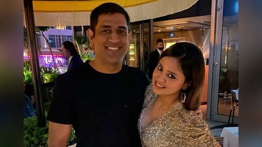 MS Dhoni: धोनी के घर आया नया मेहमान, वाइफ साक्षी ने इंस्टाग्राम पर शेयर की तस्वीर