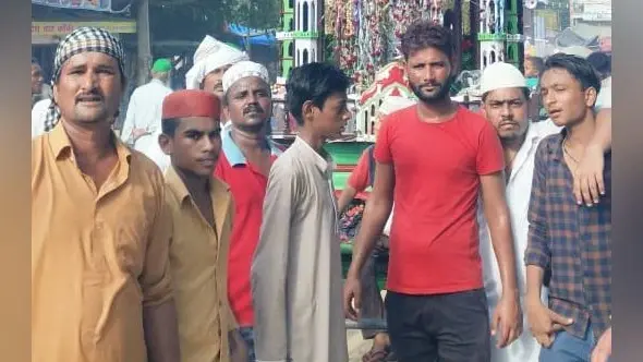 बरेली में ‘या हुसैन’ की सदाओं से गूंजा शहर, उलमाओं ने तकरीर कर ईमाम हसन-हुसैन की शहादत को किया याद