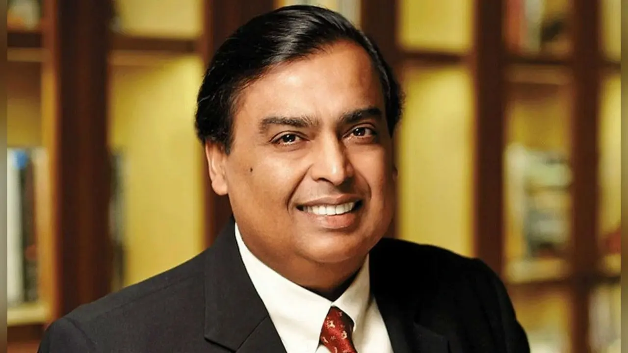 Mukesh Ambani: भगवान तिरुपति के दर्शन करने पहुंचे मुकेश अंबानी, 1.5 करोड़ रुपये का किया दान