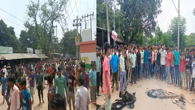 Bihar News: मुंगेर में कारोबारी की हत्या के विरोध में सड़क जाम, ग्रामीणों व परिजनों का प्रदर्शन