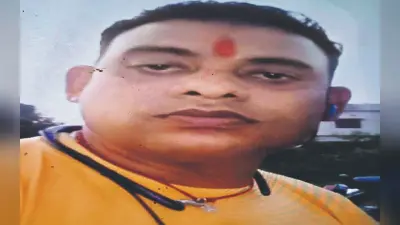 रांची के बरियातू के पास जमीन कारोबारी की हत्या के विरोध में उतरे ग्रामीण, किया सड़क जाम