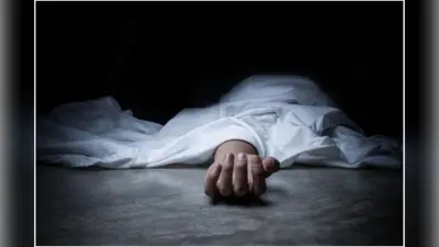 चतरा में झोलाछाप डॉक्टर के इंजेक्शन से बच्चे की मौत, हंगामा देख क्लिनिक बंद कर हुए फरार
