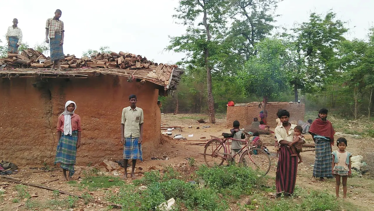 Jharkhand Lockdown की मार, गढ़वा में भूखे पेट सो रहे मुसहर जाति के 6 परिवार