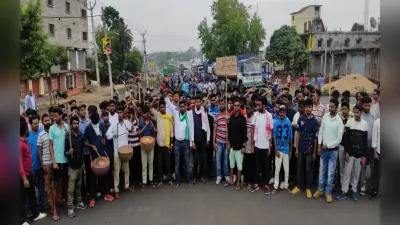 नियोजन नीति को लेकर दुमका समेत पूरे संताल परगना में छात्रों ने निकाली रैली, 60-40 नाय चलतो का लगाया नारा