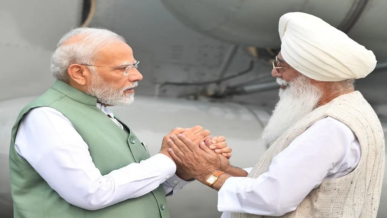 PM मोदी ने की राधा स्वामी सत्संग डेरा प्रमुख से मुलाकात, जानिए हिमाचल चुनाव से क्या है कनेक्शन?