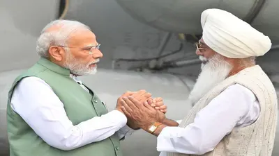 PM मोदी ने की राधा स्वामी सत्संग डेरा प्रमुख से मुलाकात, जानिए हिमाचल चुनाव से क्या है कनेक्शन?