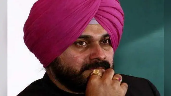 पंजाब कांग्रेस में कलह : हाई लेवल कमेटी के सामने मंत्री और विधायकों की परेड, खत्म होगी गुटबाजी!