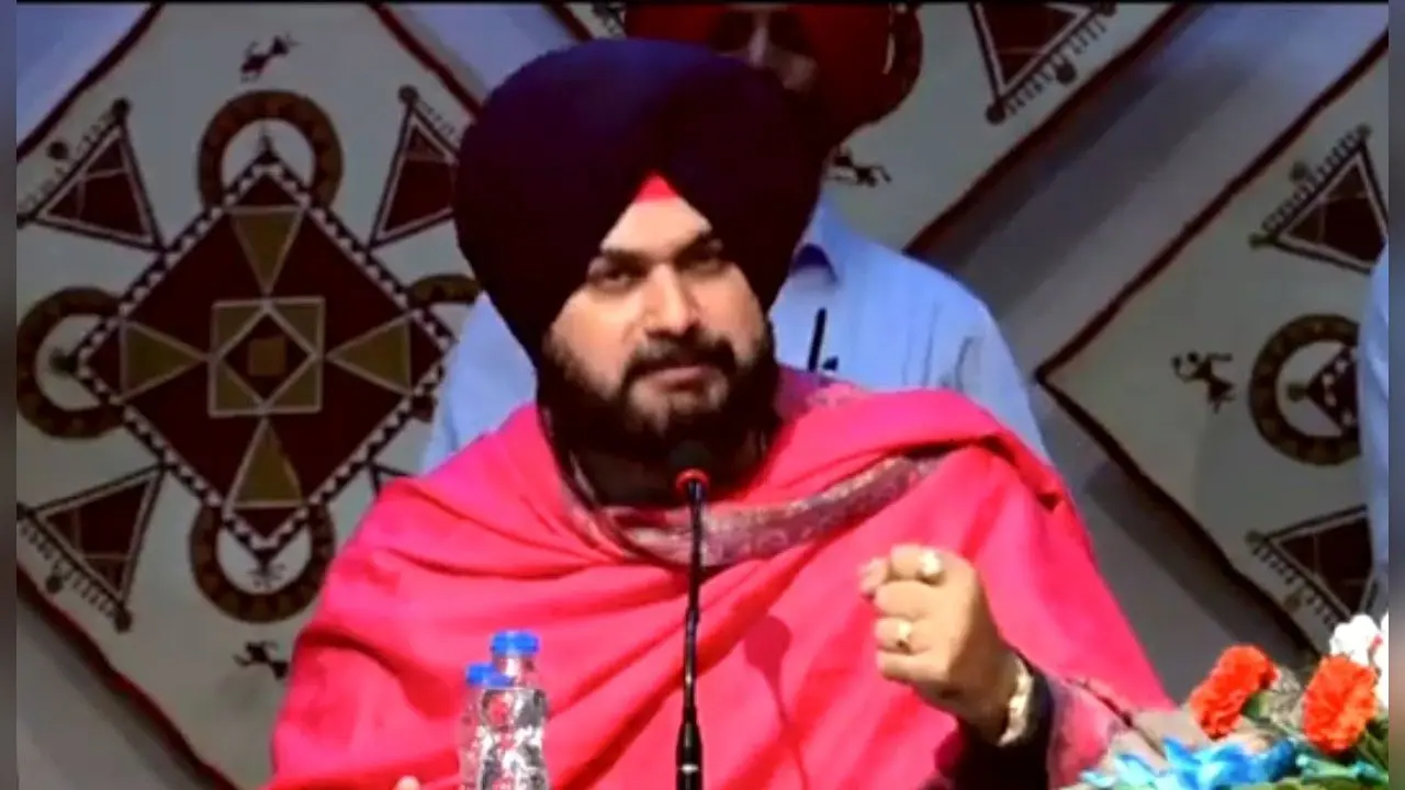 Punjab Election 2022: पंजाब चुनाव के लिए कांग्रेस ने की इलेक्शन कमेटी की घोषणा, नवजोत सिंह सिद्धू बने चेयरमैन