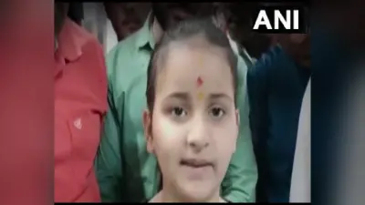 ‘संकट ते हनुमान छुडावैं’, नवनीत राणा की बेटी पढ़ रही है हनुमान चालीसा, भगवान से मांग रही है ये