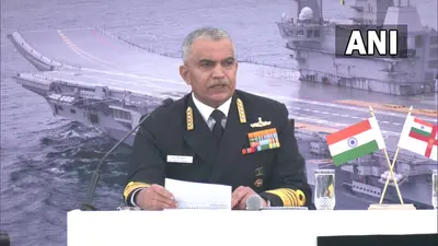 ‘चीन और पाकिस्तान के लिए भारत तैयार’, नौसेना प्रमुख ने बताया क्यों बढ़ाई गई समुद्री सीमाओं की सुरक्षा