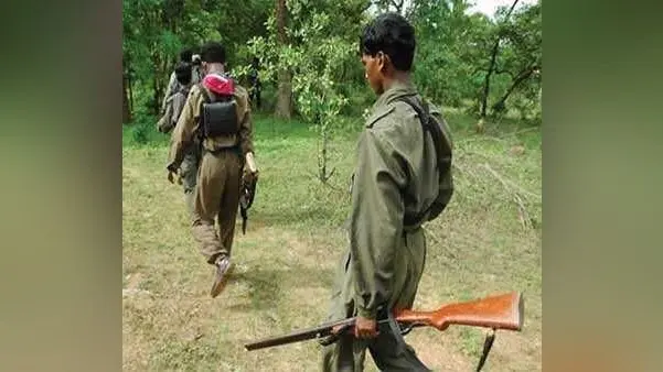 झारखंड के 10 लाख का इनामी नक्सली रामदयाल महतो बीमार, विभिन्न थानों में दर्ज है 75 से ज्यादा मामले