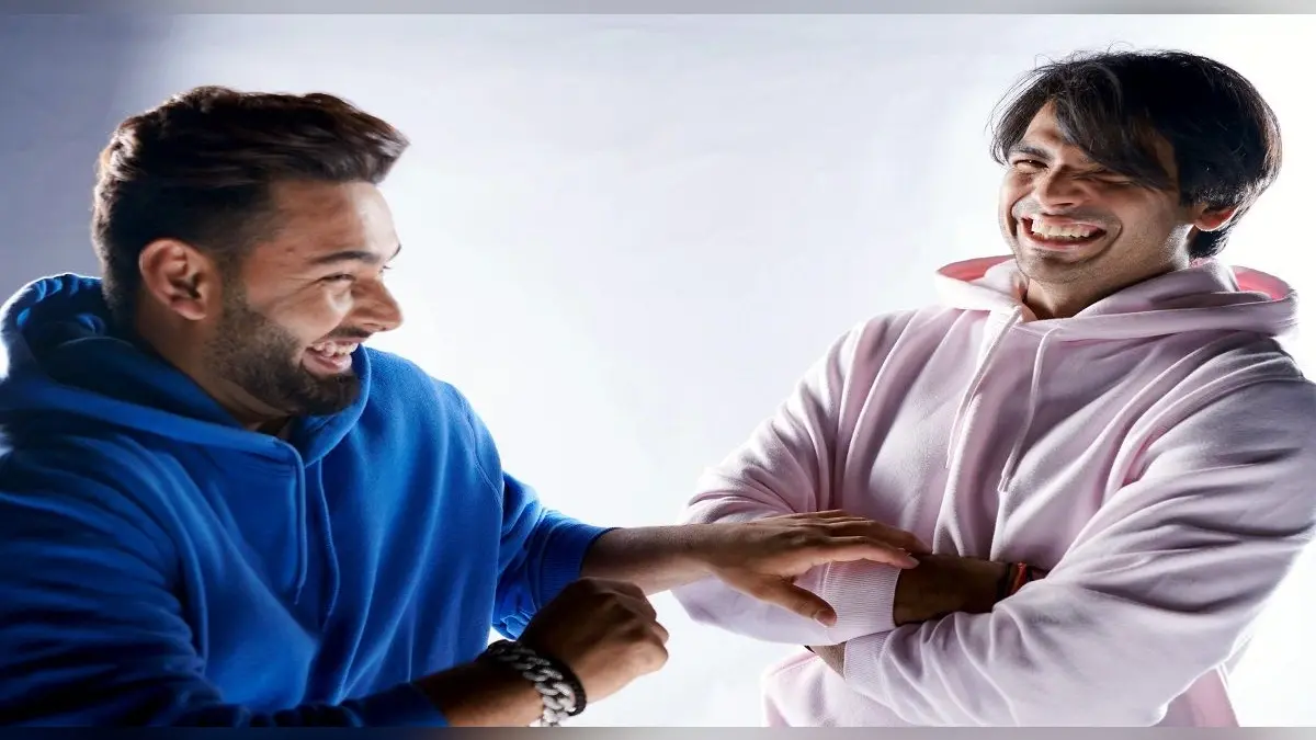 Neeraj Chopra: गोल्डन ब्वॉय नीरज चोपड़ा ने ऋषभ पंत के साथ शेयर की तस्वीर, महिला फैन ने कर दिया प्रपोज