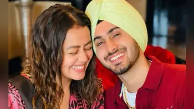 नेहा कक्कड़ ने दिए थे 5 लाख, अब संतोष आनंद बोले- ‘मैंने मदद नहीं मांगी थी, नहीं जानता पैसे क्यों दिए’